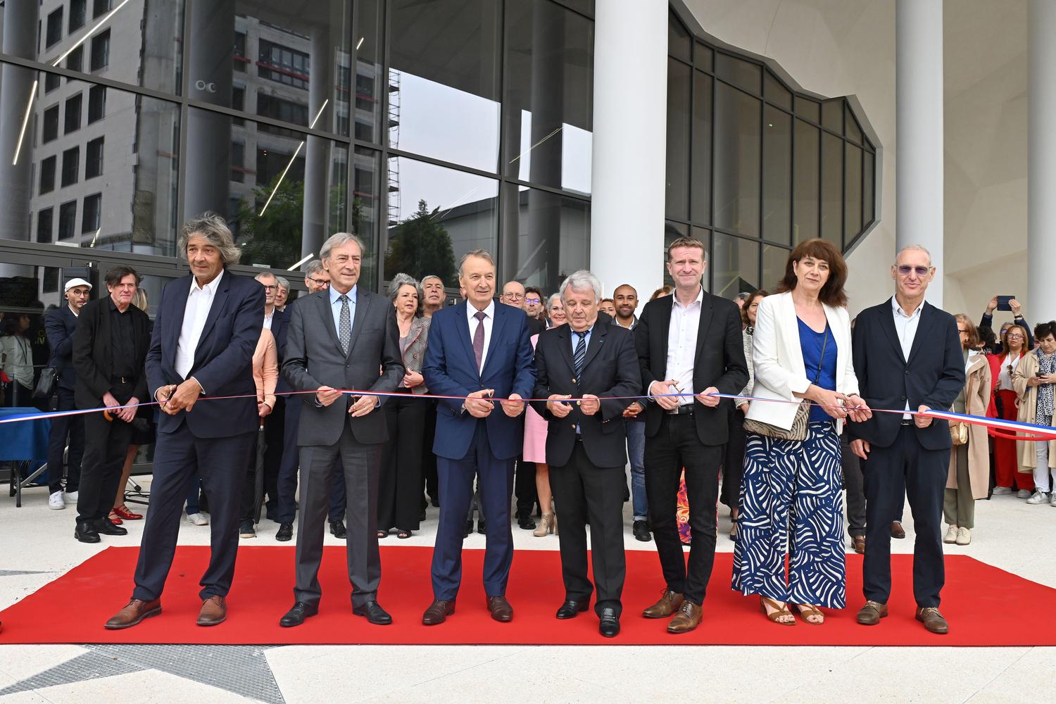 Inauguration du centre sportif et culturel Camille Muffat